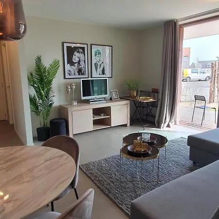 Daire West Bay 4E 0001 *